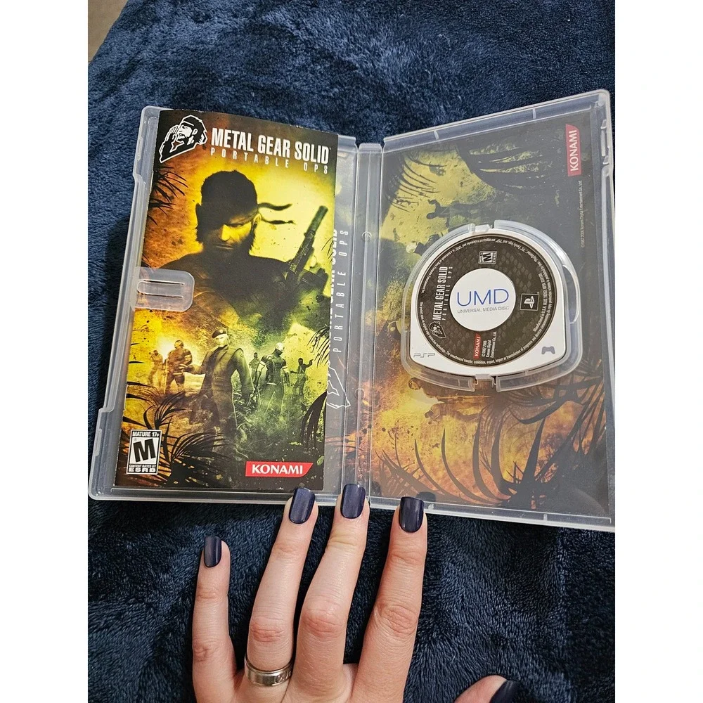 Metal Gear Solid Portable Ops Sony PSP Konami 2006 CIB Stealth Action Game